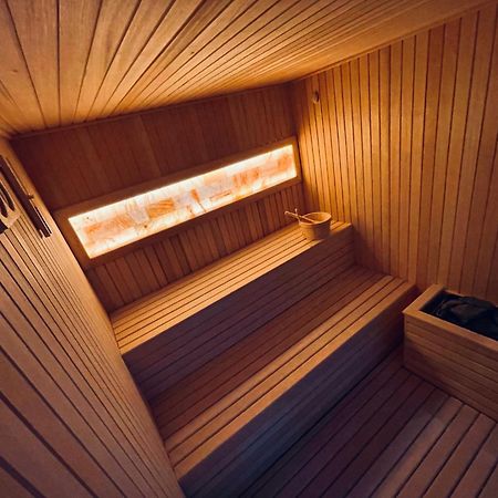 Mozaik Apartments & Spa - Modern 4-Star Apartments With Exclusive Private Spa Wellness In The City Center - Sauna, Jacuzzi, Turkish Bath - Free Parking, Wi-Fi - Rooms & Apartments Ćuprija Dış mekan fotoğraf
